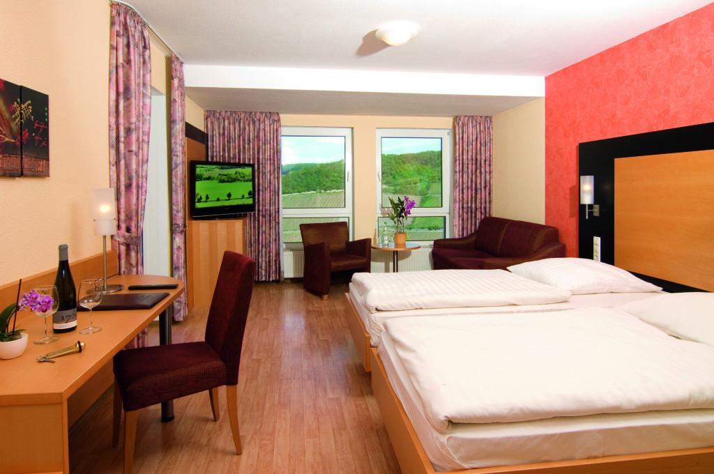 Burg-Hotel Obermoschel Ngoại thất bức ảnh